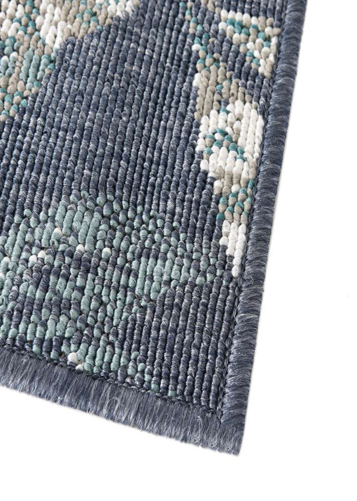 7' 10 x 7' 10 Easy-Clean Coastal Indoor / Outdoor Square Rug