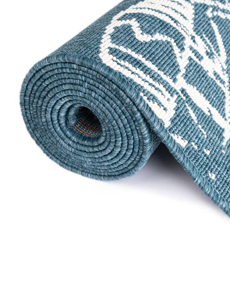 Detail image of 10' x 10' Easy-Clean Coastal Indoor / Outdoor Square Rug