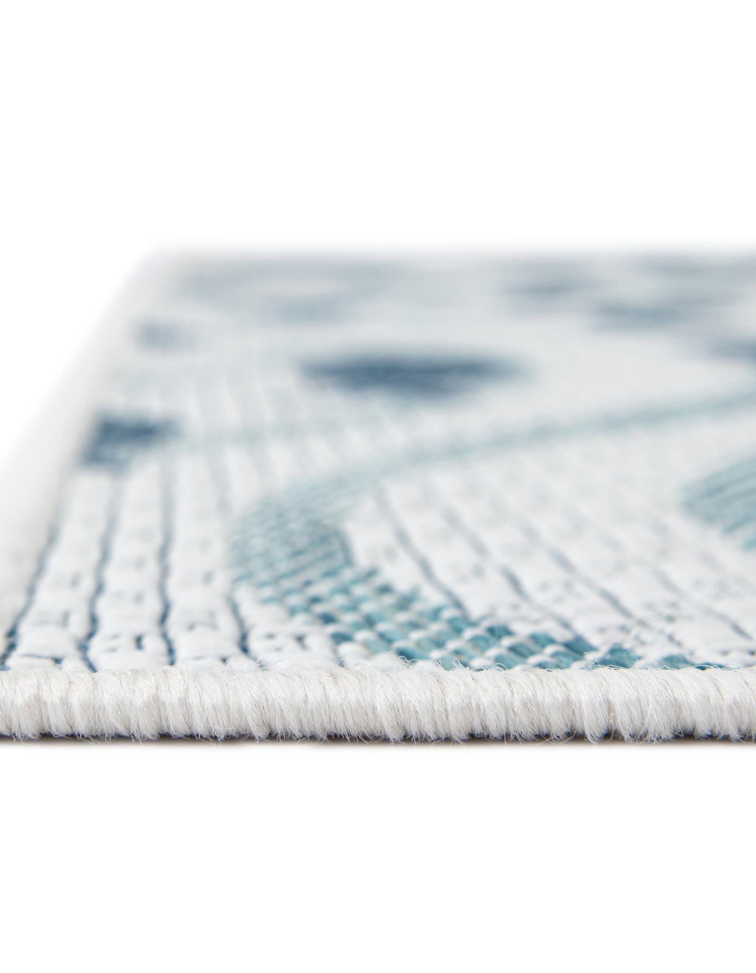 13' x 13' Easy-Clean Coastal Indoor / Outdoor Square Rug