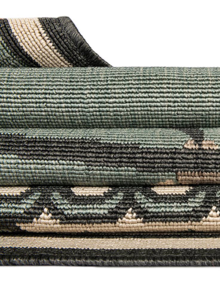 Detail image of 7' 10 x 7' 10 Easy-Clean Coastal Indoor / Outdoor Square Rug