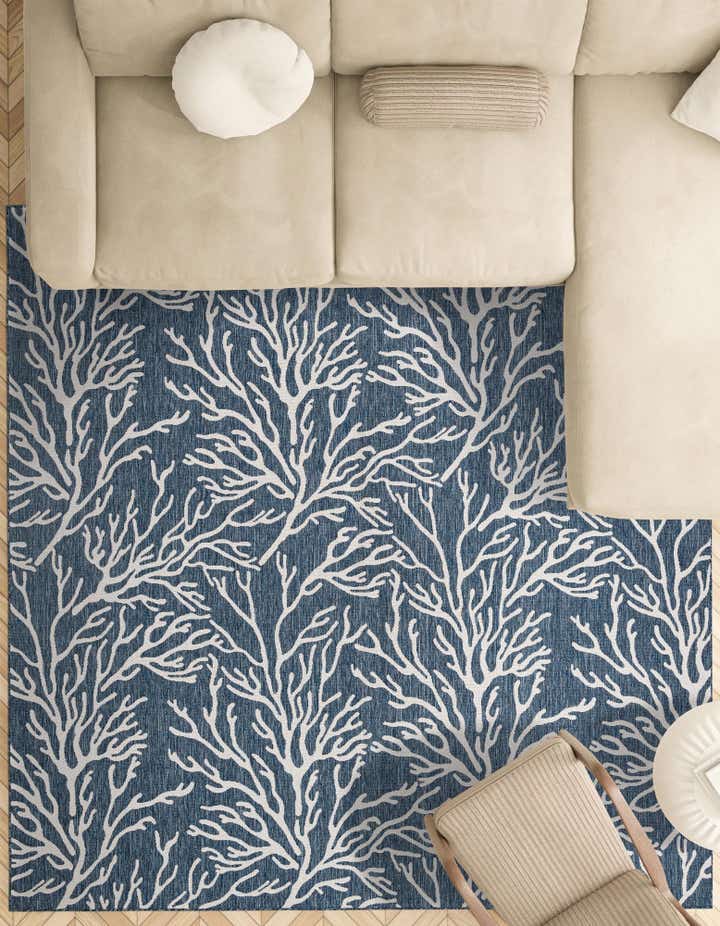 7' 10 x 7' 10 Easy-Clean Coastal Indoor / Outdoor Square Rug