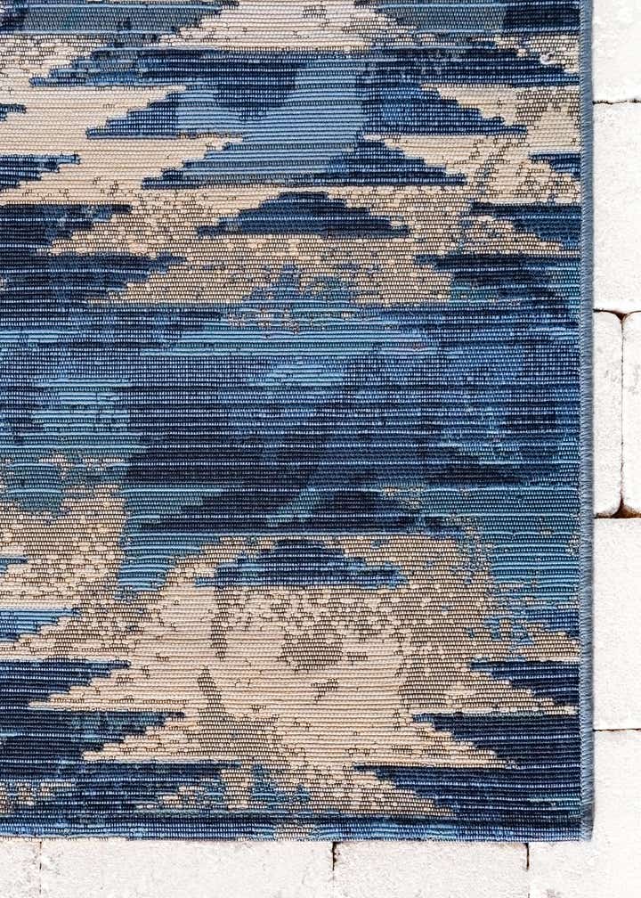 6' x 6' Easy-Clean Modern Indoor / Outdoor Square Rug