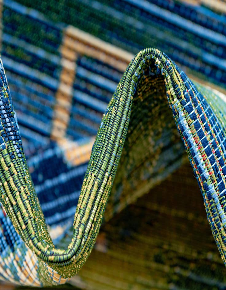 Detail image of 6' x 6'  Washable Modern Indoor / Outdoor Square Rug