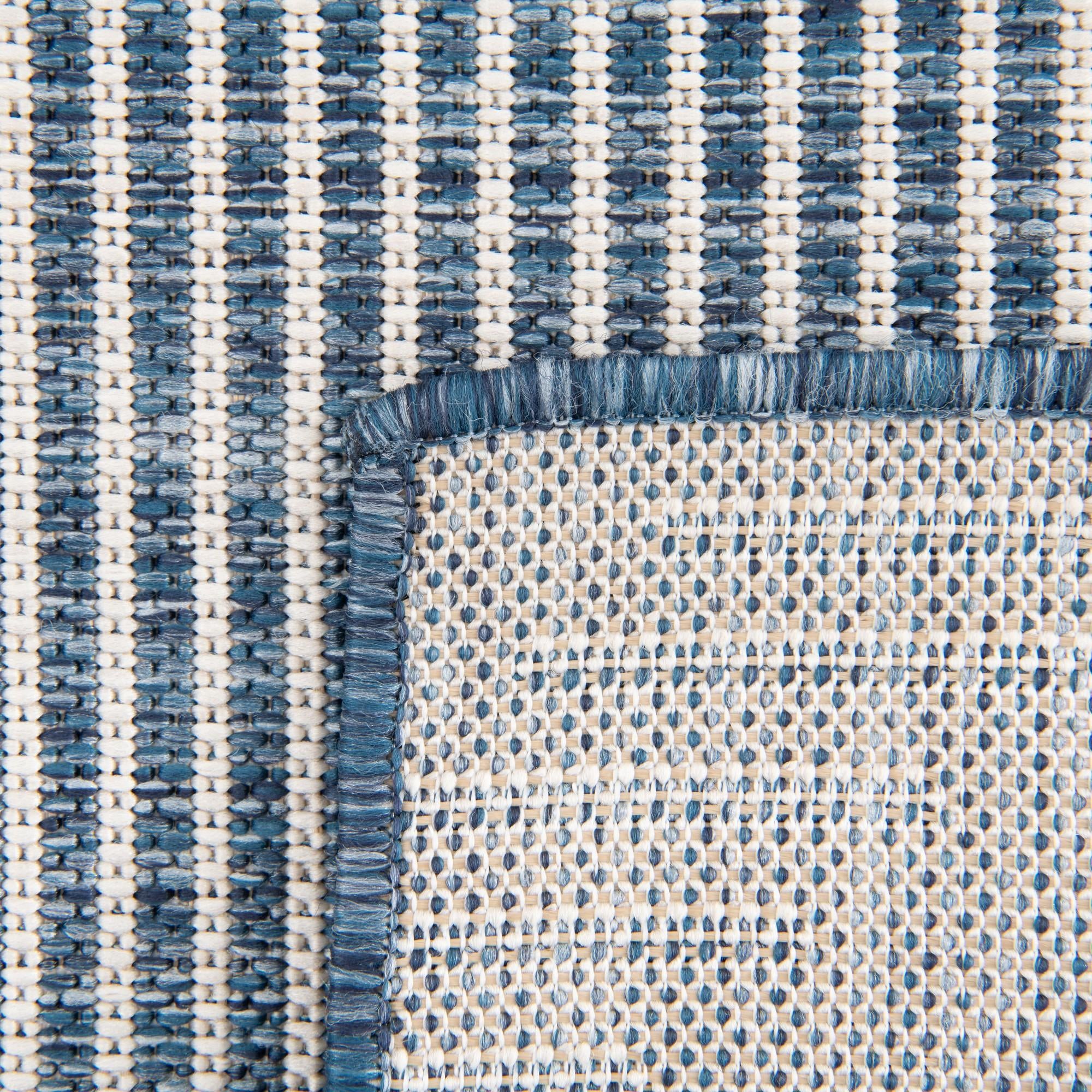 5' 3 x 5' 3 Easy-Clean Modern Indoor / Outdoor Square Rug