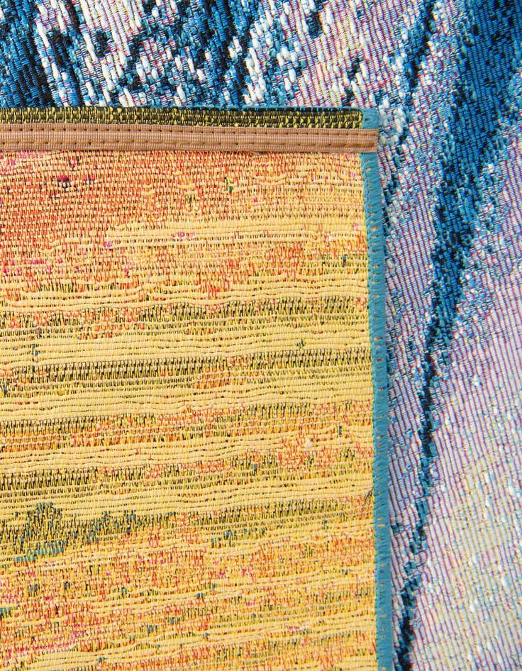 Detail image of 7' 10 x 7' 10  Washable Modern Indoor / Outdoor Square Rug