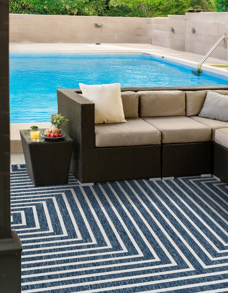 Detail image of 13' x 13'  Washable Modern Indoor / Outdoor Square Rug