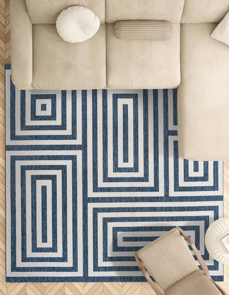 Detail image of 7' 10 x 7' 10  Washable Modern Indoor / Outdoor Square Rug