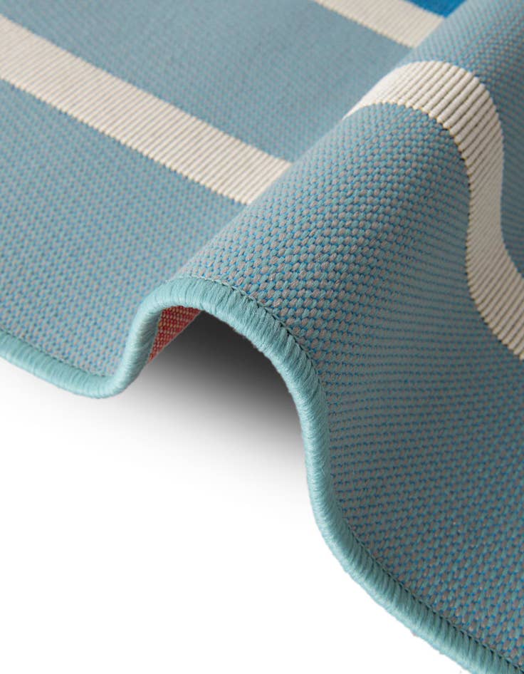 Detail image of 7' 10 x 7' 10 Washable Ribbon Indoor / Outdoor Square Rug