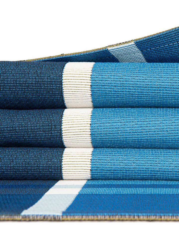 7' 10 x 7' 10 Easy-Clean Ribbon Indoor / Outdoor Square Rug