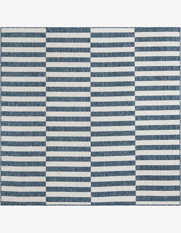 7' 10 x 7' 10 Easy-Clean Ribbon Indoor / Outdoor Square Rug