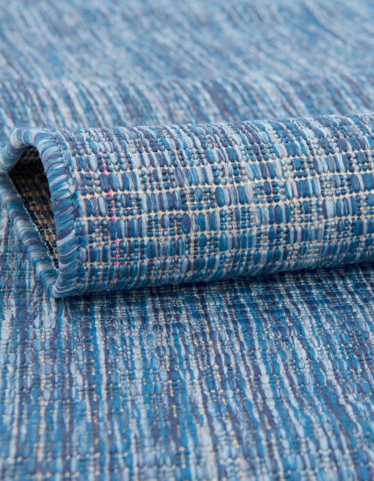 Detail image of 7' 10 x 7' 10  Washable Solid Indoor / Outdoor Square Rug