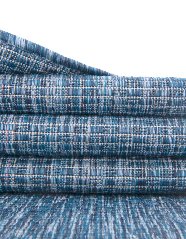 Detail image of 7' 10 x 7' 10  Washable Solid Indoor / Outdoor Square Rug