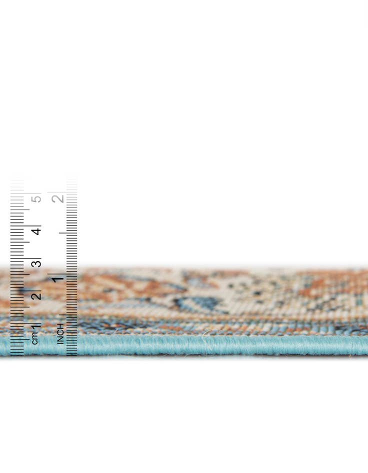 Detail image of 7' 10 x 7' 10  Washable Traditional Indoor / Outdoor Square Rug