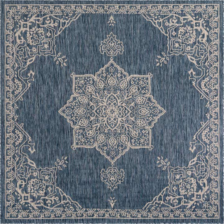 7' 10 x 7' 10 Easy-Clean Traditional Indoor / Outdoor Square Rug