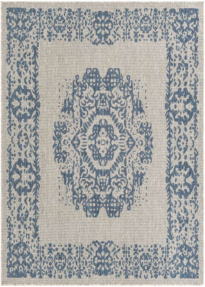 6' x 6' Easy-Clean Traditional Indoor / Outdoor Square Rug