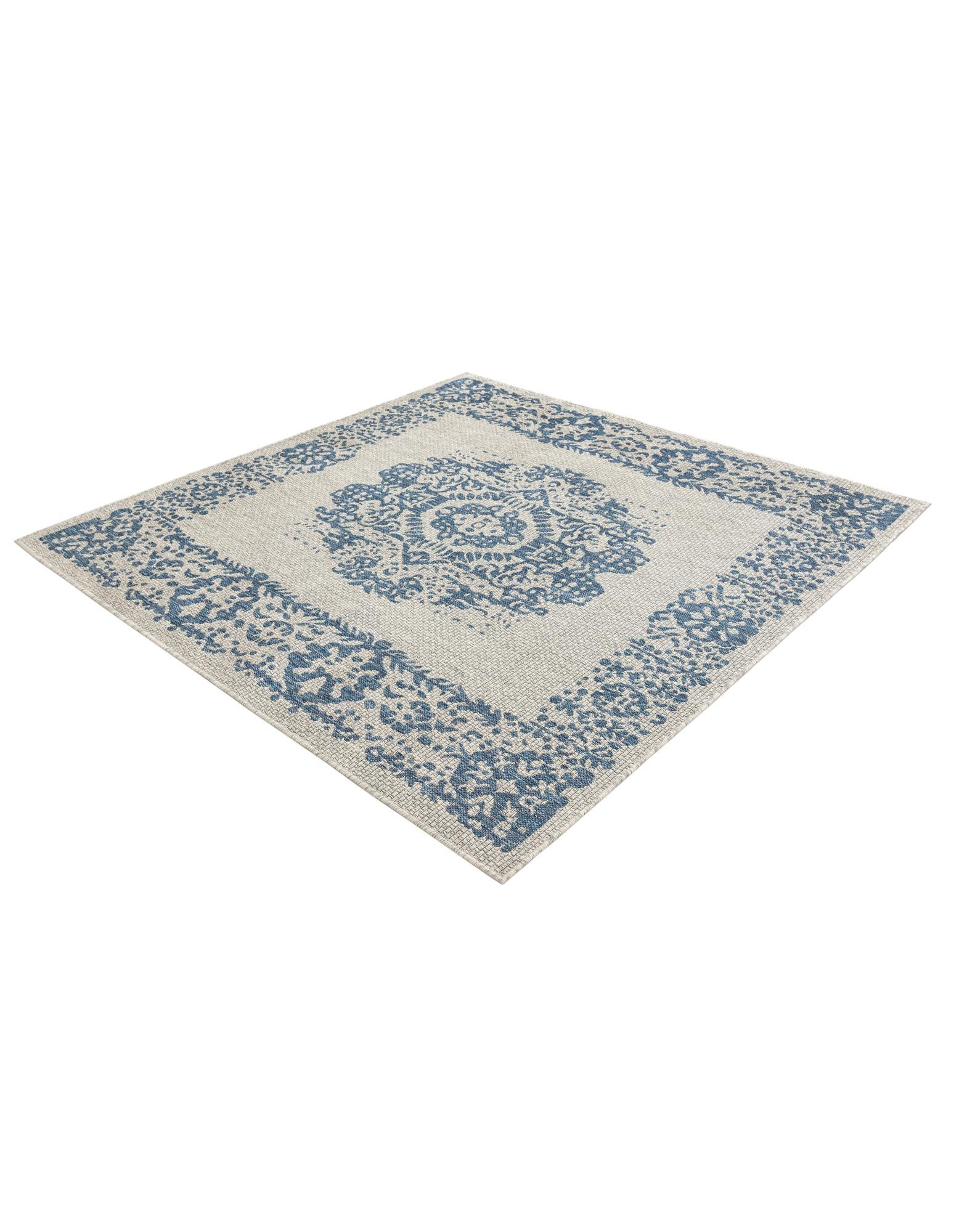 6' x 6' Easy-Clean Traditional Indoor / Outdoor Square Rug