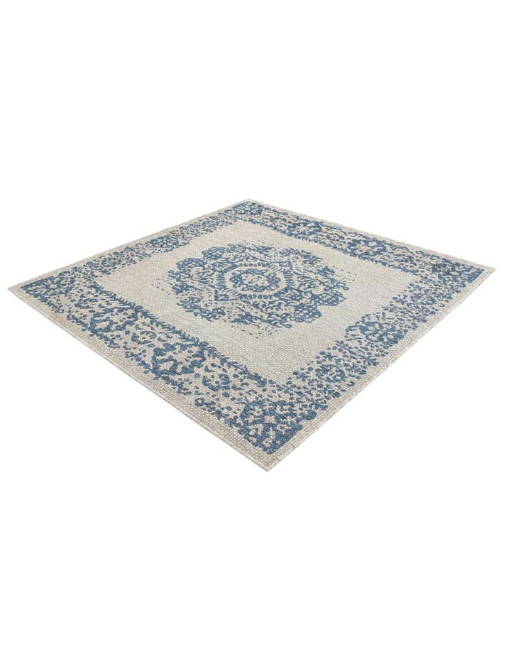6' x 6' Easy-Clean Traditional Indoor / Outdoor Square Rug