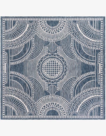 7' 10 x 7' 10 Easy-Clean Traditional Indoor / Outdoor Square Rug