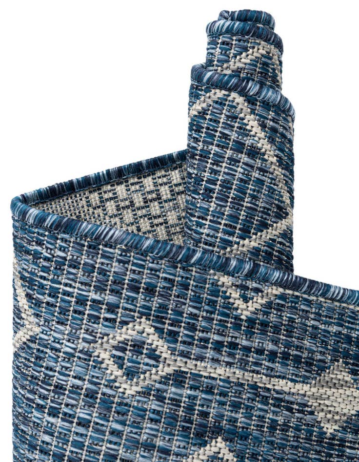 Detail image of 7' 10 x 7' 10  Washable Trellis Indoor / Outdoor Square Rug