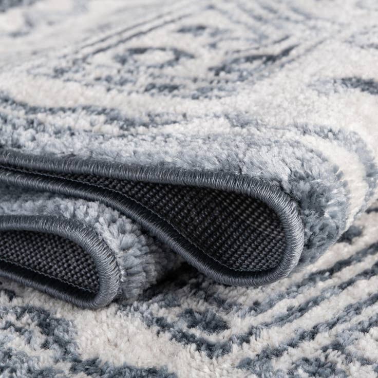 Detail image of 6' x 6' Oxford Square Rug