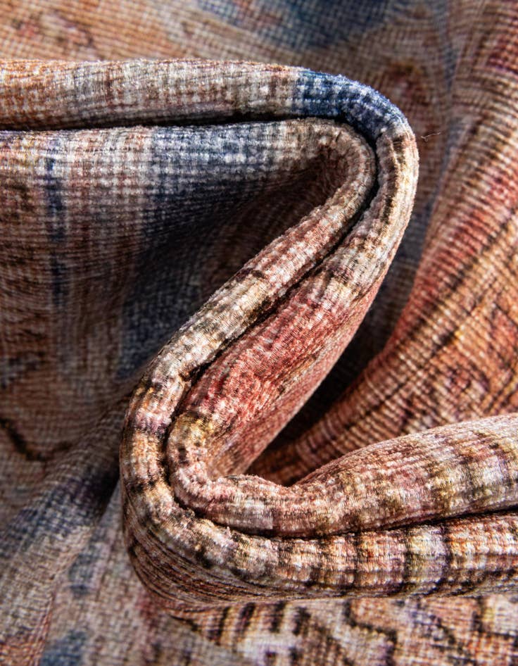 Detail image of 7' 6 x 7' 6 Washable Timeless Square Rug