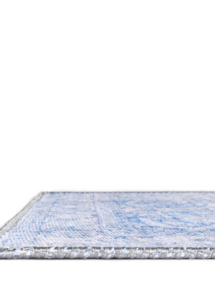 7' 6 x 7' 6 Washable Timeless Square Rug