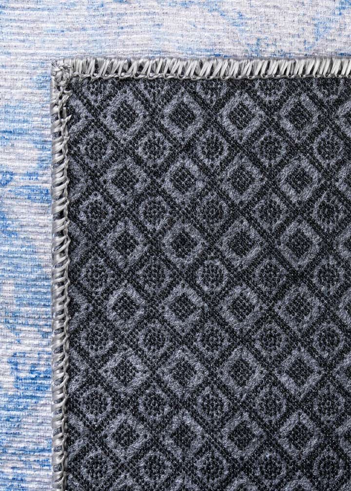 7' 6 x 7' 6 Washable Timeless Square Rug