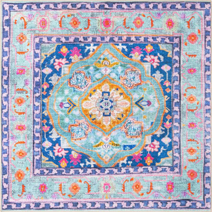 7' 6 x 7' 6 Washable Timeless Square Rug