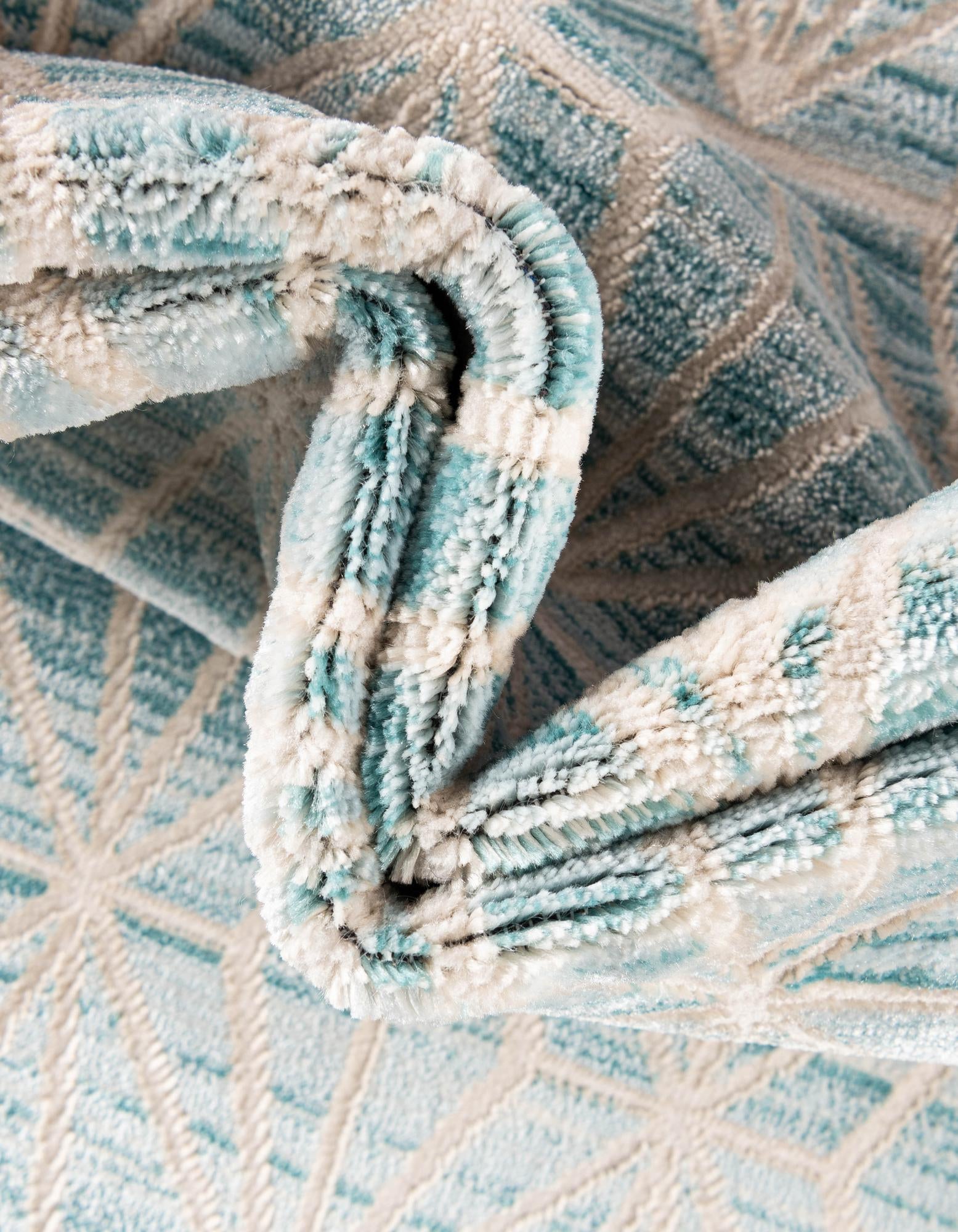 7' 10 x 7' 10 Uptown Fifth Avenue Square Rug