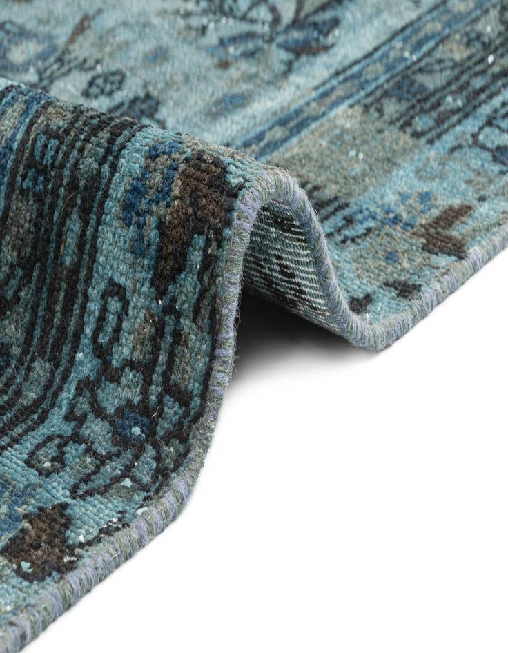 Detail image of 10' 7 x 10' 7 Vintage Royal Square Rug