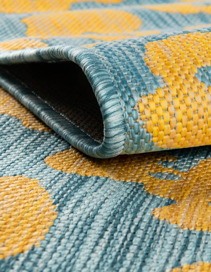 Detail image of 3' x 5' 3 Easy-Clean Safari Indoor / Outdoor Rug