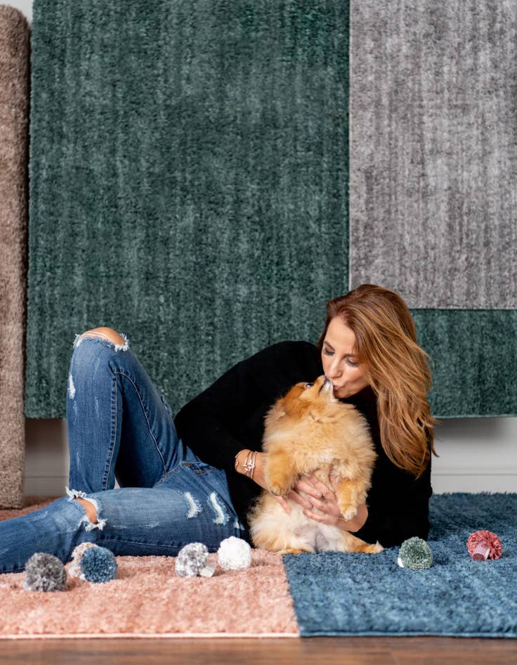 Detail image of 9' 4 x 12' Jill Zarin Shaggy Chic Rug