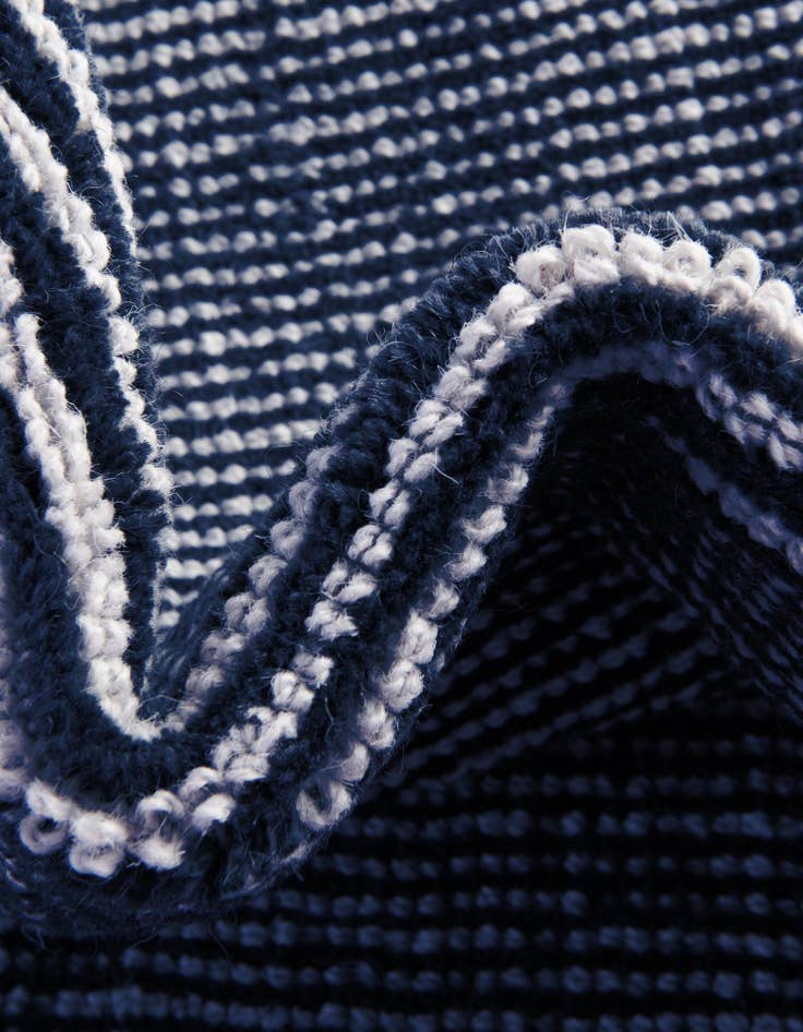 Detail image of 2' x 9' 10 Hand Woven Jill Zarin English Manor Farmhouse Wool Runner Rug