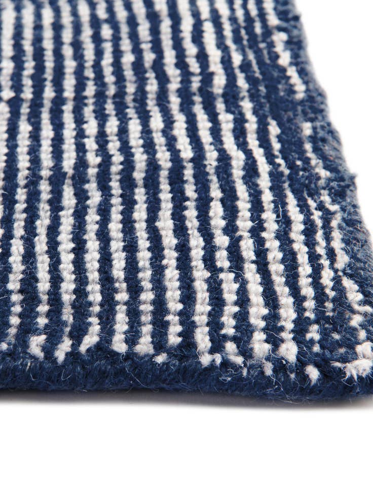 Detail image of 7' 10 x 7' 10 Hand Woven Jill Zarin English Manor Farmhouse Wool Square Rug