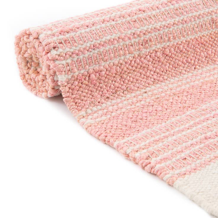 Detail image of 2' 2 x 3' 1 Hand Woven Lariat Rug
