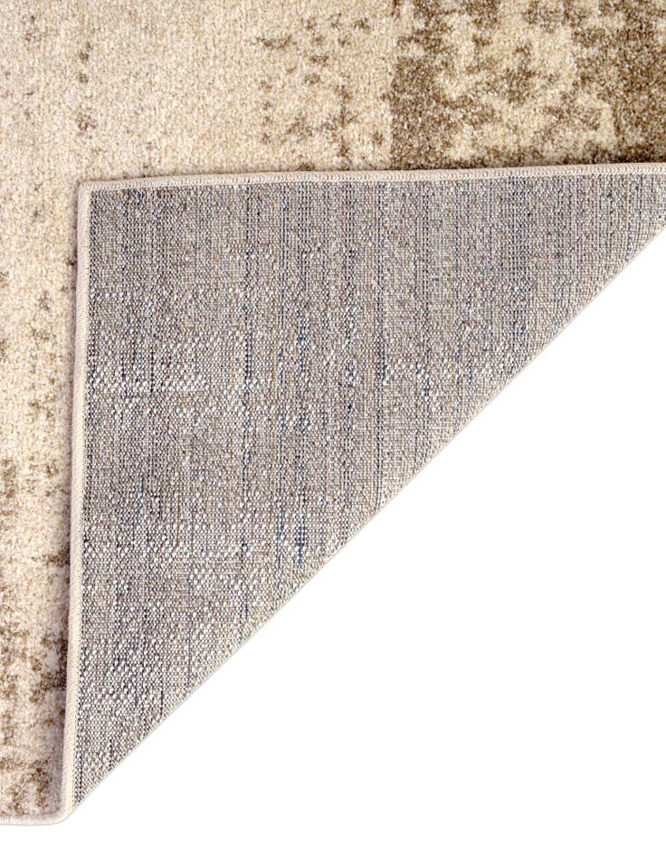 Detail image of 5' x 10' Angelica Runner Rug