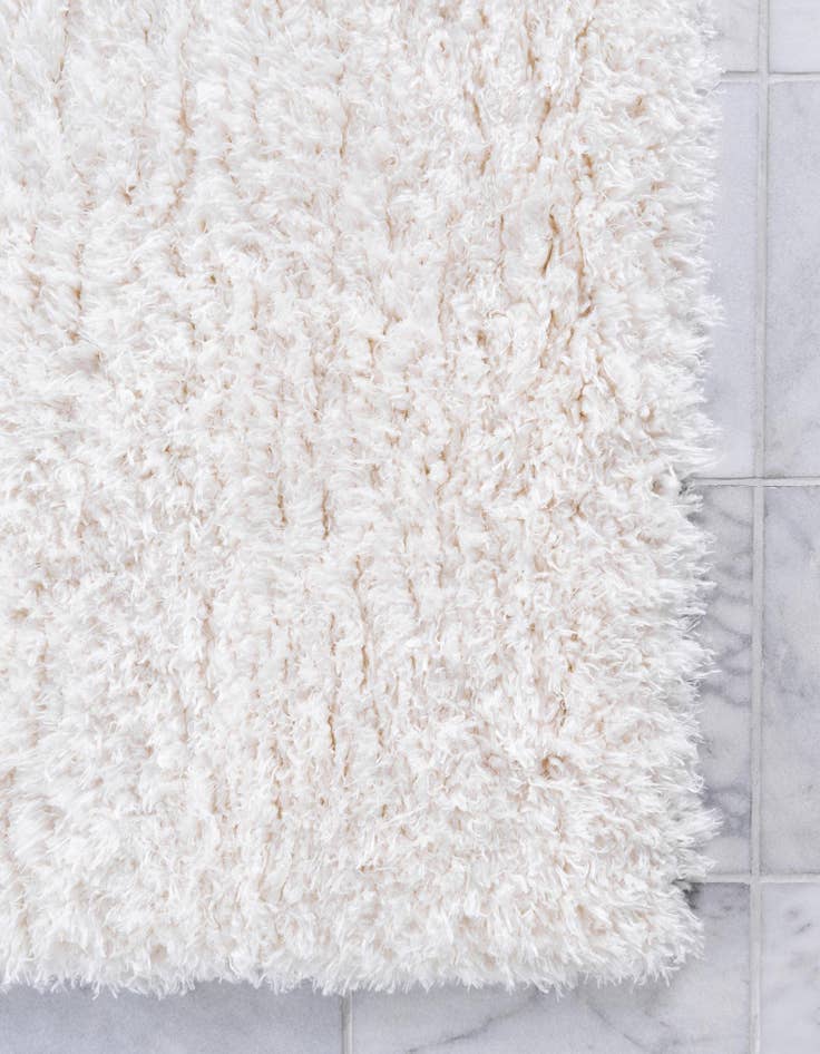 Detail image of 8' x 10' Marilyn Monroe&trade; Shag Rug