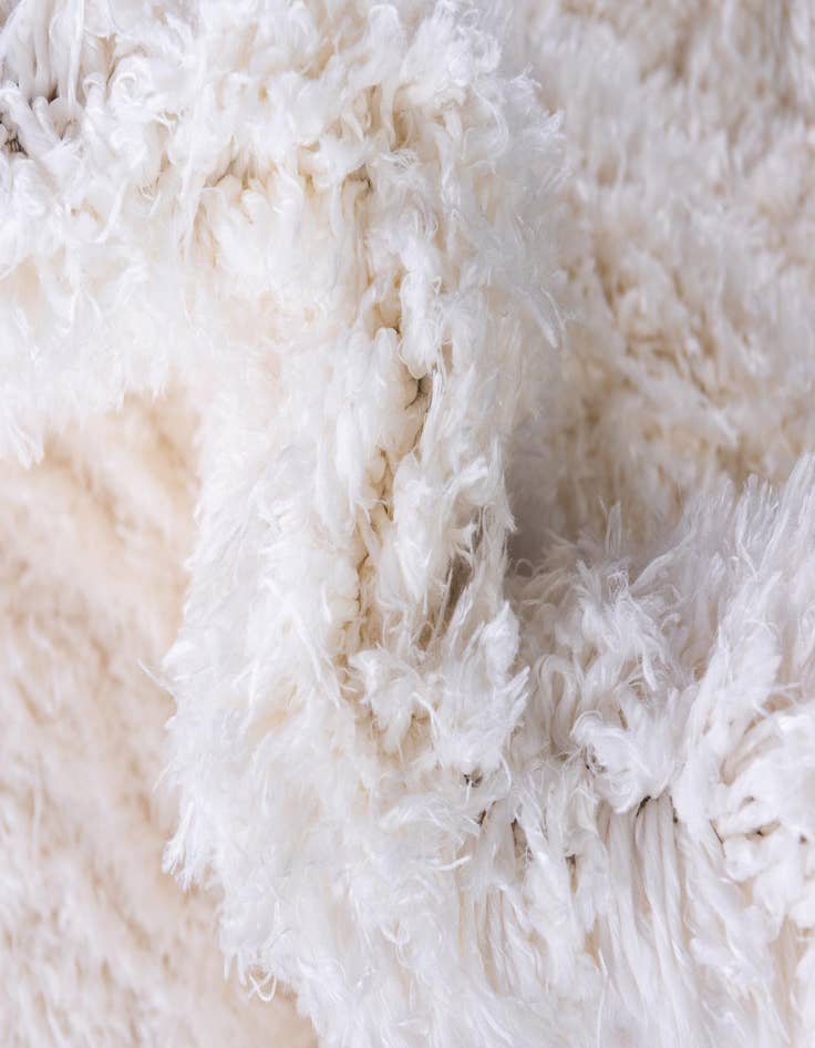 Detail image of 2' x 6' Marilyn Monroe™ Shag Runner Rug