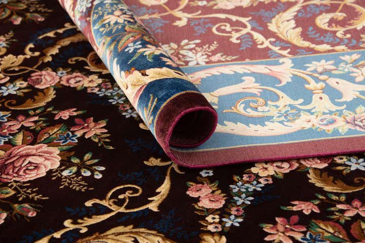 5' 8 x 9' 1 Ghom Design Rug