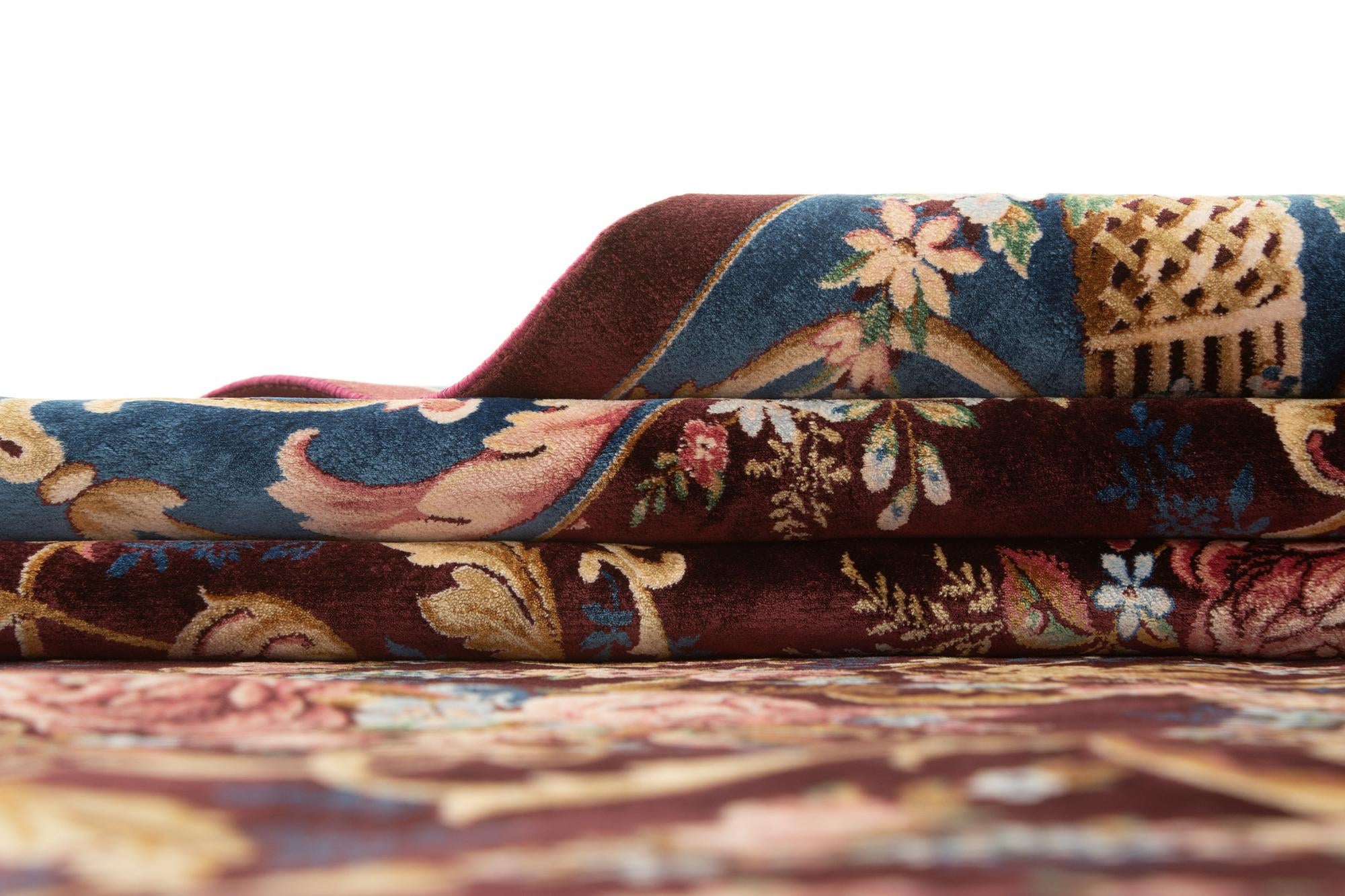 5' 8 x 9' 1 Ghom Design Rug
