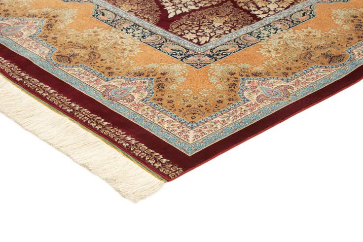 Detail image of 8' x 11' 5 Ghom Design Rug