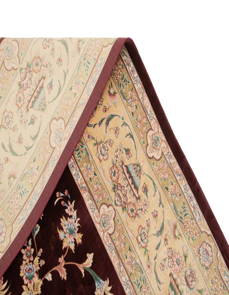 Detail image of 6' 2 x 10' Ghom Design Rug