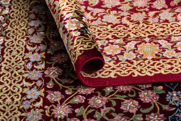 2' 7 x 4' 2 Ghom Silk Rug