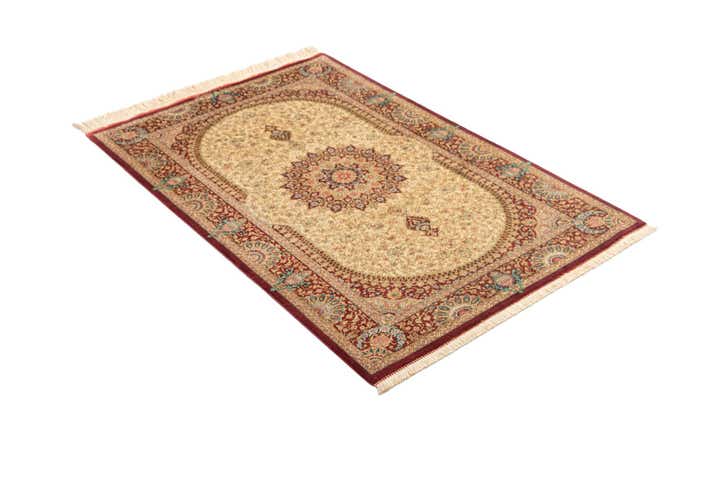 2' 7 x 4' Ghom Silk Rug