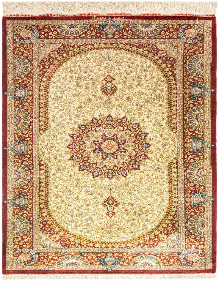 Detail image of 2' 7 x 4' Ghom Silk Rug