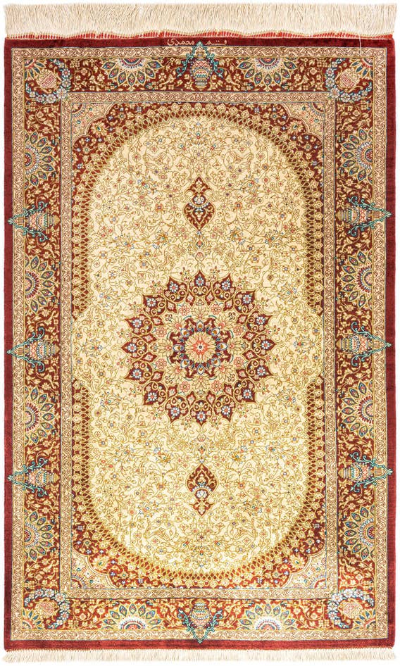 Detail image of 2' 7 x 4' Ghom Silk Rug