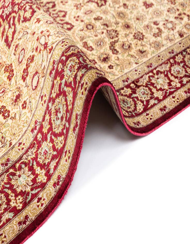 Detail image of 2' 7 x 3' 11 Ghom Silk Rug