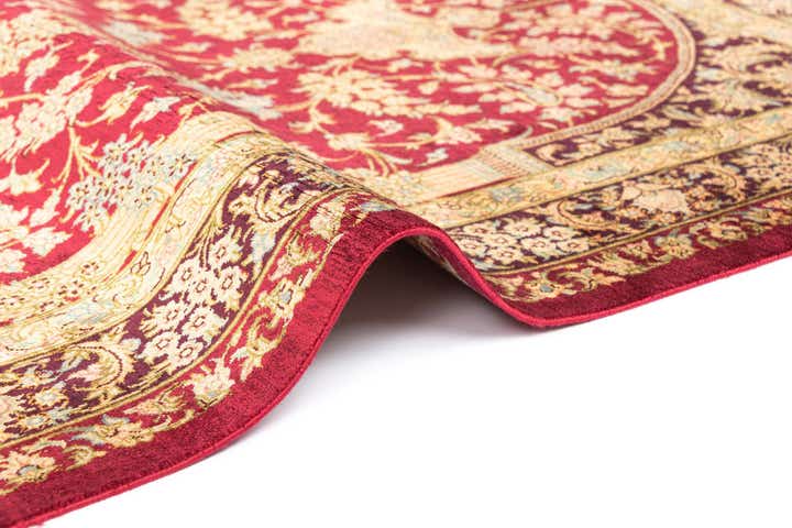 2' 7 x 3' 10 Ghom Silk Rug