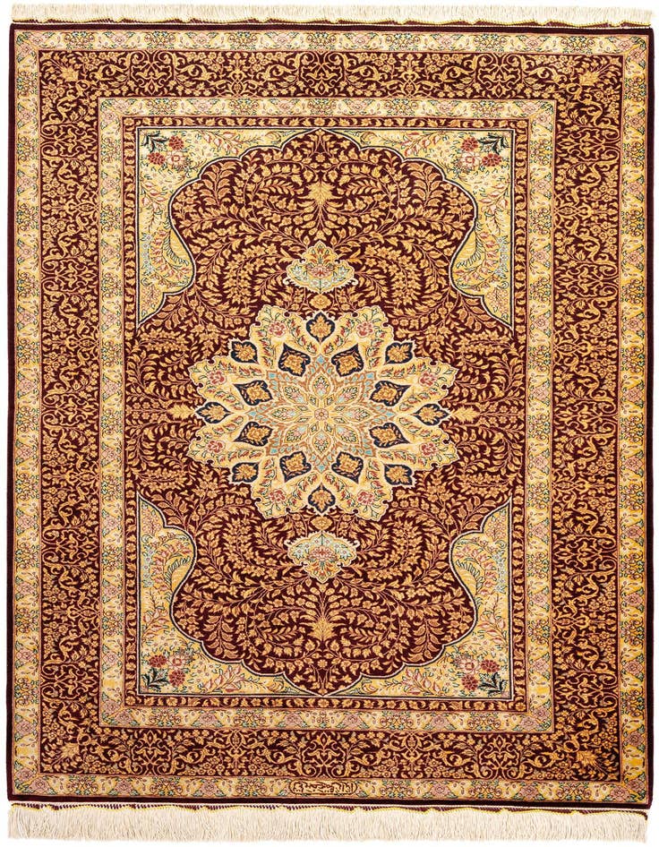 Detail image of 3' 5 x 4' 11 Ghom Silk Rug