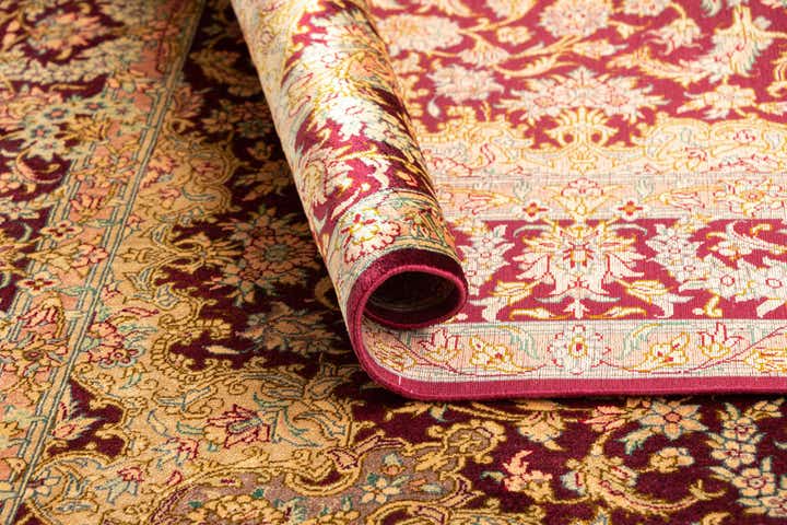 3' 4 x 4' 10 Ghom Silk Rug